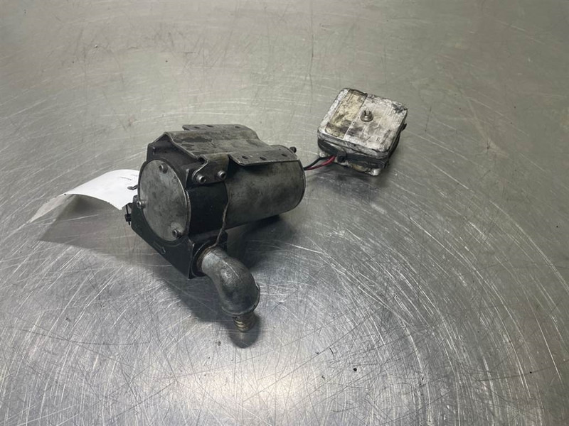 Mecalac 12MTX-Ahlmann 5350240-Pump/pomp - Electrical system for Construction machinery: picture 1 Mecalac 12MTX-Ahlmann 5350240-Pump/pomp - Electrical system for Construction machinery: picture 1