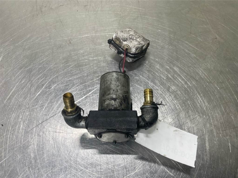 Mecalac 12MTX - Pump/pomp - Electrical system for Construction machinery: picture 2 Mecalac 12MTX - Pump/pomp - Electrical system for Construction machinery: picture 2