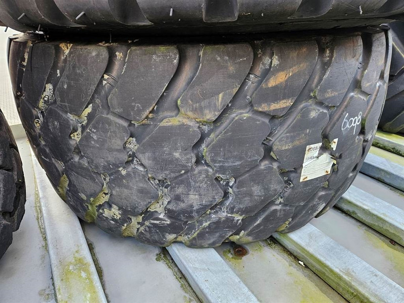 Michelin 600/65R25 - Tyre/Reifen/Band - Wheels and tires for Construction machinery: picture 5 Michelin 600/65R25 - Tyre/Reifen/Band - Wheels and tires for Construction machinery: picture 5