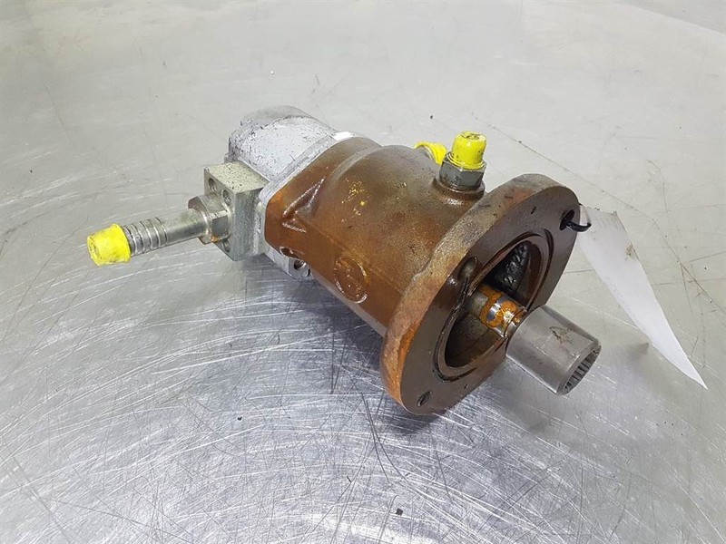 Poclain 904333031-W3943531-Hydraulic motor/Hydraulikmotor - Hydraulics for Construction machinery: picture 1 Poclain 904333031-W3943531-Hydraulic motor/Hydraulikmotor - Hydraulics for Construction machinery: picture 1