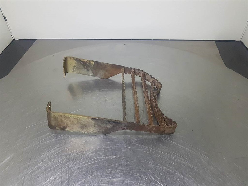 Terex TL210-0455006049-Stair panel/Trittstufen/Traptrede - Frame/ Chassis for Construction machinery: picture 2 Terex TL210-0455006049-Stair panel/Trittstufen/Traptrede - Frame/ Chassis for Construction machinery: picture 2