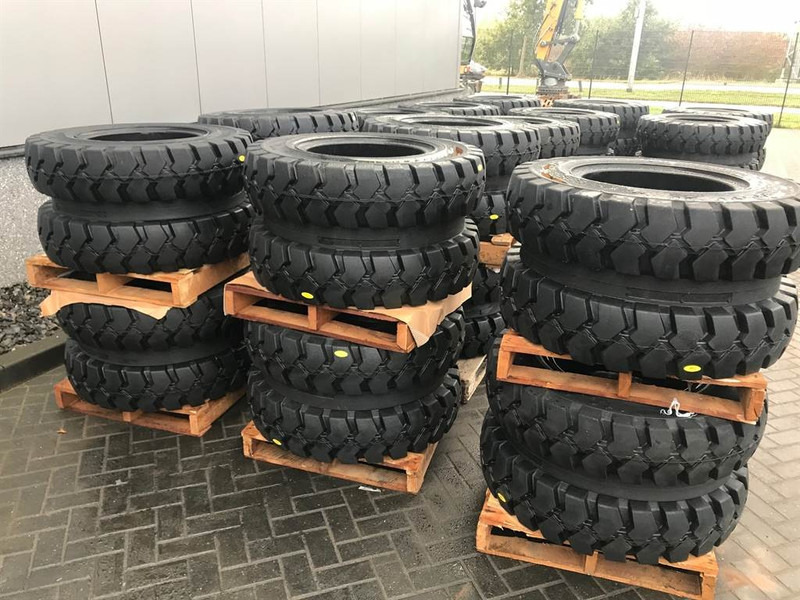 Trelleborg 12.00-20 Dual excavator solid-Tyre/Reifen/Banden - Wheels and tires for Construction machinery: picture 3 Trelleborg 12.00-20 Dual excavator solid-Tyre/Reifen/Banden - Wheels and tires for Construction machinery: picture 3