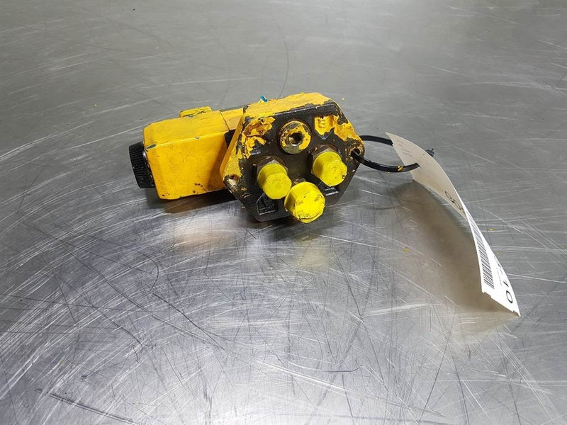 Vickers DG4V32BMUG760 - Valve/Ventile/Ventiel - Hydraulics for Construction machinery: picture 2 Vickers DG4V32BMUG760 - Valve/Ventile/Ventiel - Hydraulics for Construction machinery: picture 2