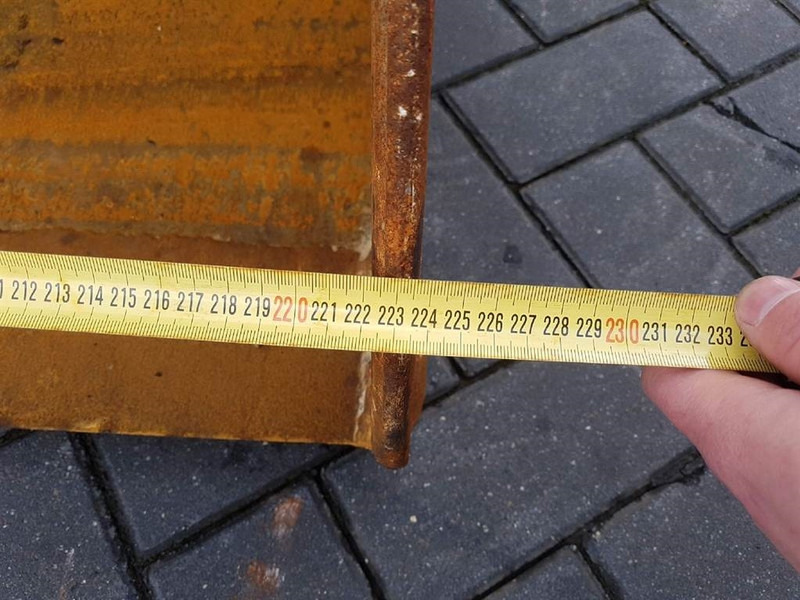 Zettelmeyer ZL1001 - 2,24 mtr - Bucket/Schaufel/Dichte bak - Bucket: picture 5 Zettelmeyer ZL1001 - 2,24 mtr - Bucket/Schaufel/Dichte bak - Bucket: picture 5