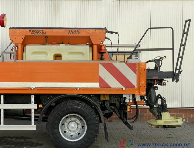 Sand/ Salt spreader for Municipal/ Special vehicle 2m3 Winter Feuchtsalzstreuer Außenradantrieb: picture 9