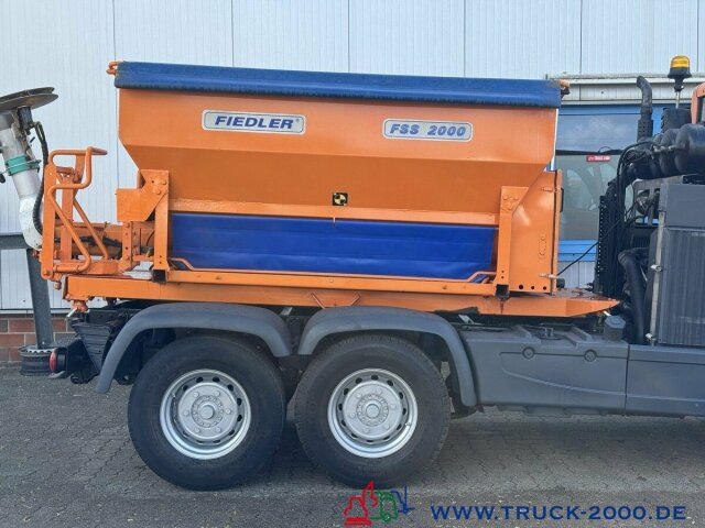 Multicar M30 6x4 3 Achsen Winterdienst Schild +Streuer - Commercial vehicle: picture 3 Multicar M30 6x4 3 Achsen Winterdienst Schild +Streuer - Commercial vehicle: picture 3