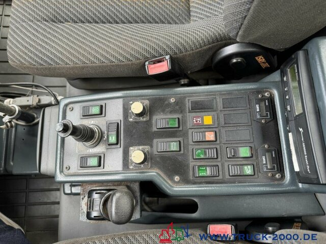 Multicar M30 6x4 3 Achsen Winterdienst Schild +Streuer - Commercial vehicle: picture 5 Multicar M30 6x4 3 Achsen Winterdienst Schild +Streuer - Commercial vehicle: picture 5