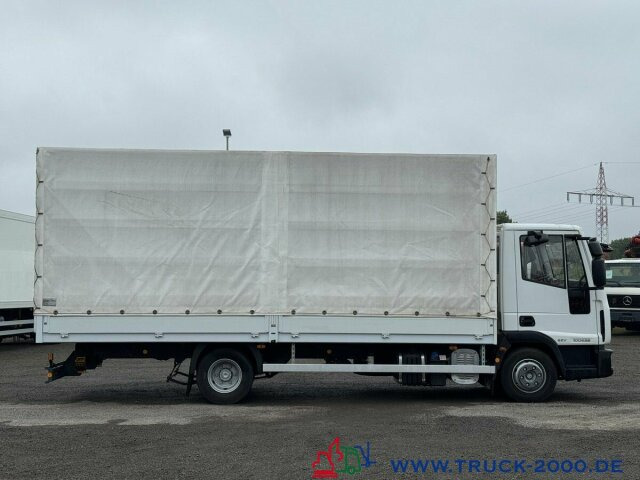 Iveco 100E22 Plane Spriegel Klima original 30.191 KM - Curtain side truck: picture 4 Iveco 100E22 Plane Spriegel Klima original 30.191 KM - Curtain side truck: picture 4