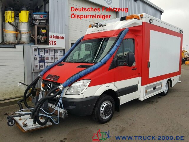 Mercedes-Benz 515 CDI Ölspurreiniger Technik Bj. 2013 - Road sweeper: picture 1 Mercedes-Benz 515 CDI Ölspurreiniger Technik Bj. 2013 - Road sweeper: picture 1