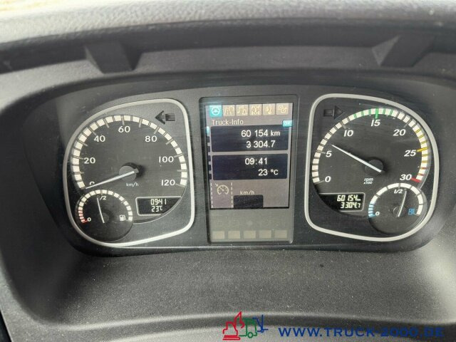 Mercedes-Benz Atego 823 3 Sitze + Klima + AHK + NUR 60.153 Km - Dropside/ Flatbed truck: picture 4 Mercedes-Benz Atego 823 3 Sitze + Klima + AHK + NUR 60.153 Km - Dropside/ Flatbed truck: picture 4