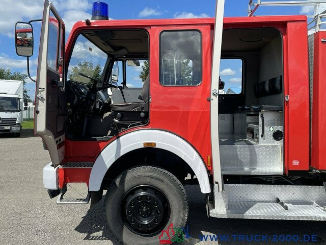 Mercedes-Benz LK 1222 4x4 Ziegler Feuerwehr 1620 L.Tank +Pumpe - Box truck: picture 2 Mercedes-Benz LK 1222 4x4 Ziegler Feuerwehr 1620 L.Tank +Pumpe - Box truck: picture 2