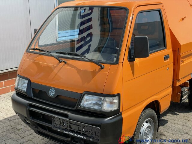 Piaggio Porter Kipper Müllwagen- Gehweg Reinigung 1.Hand - Garbage truck: picture 3 Piaggio Porter Kipper Müllwagen- Gehweg Reinigung 1.Hand - Garbage truck: picture 3