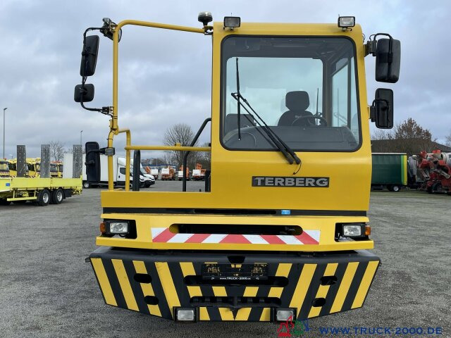 Terberg (Kamag/Wiesel) BC 182 + Sattelplatte - Terminal tractor: picture 3 Terberg (Kamag/Wiesel) BC 182 + Sattelplatte - Terminal tractor: picture 3