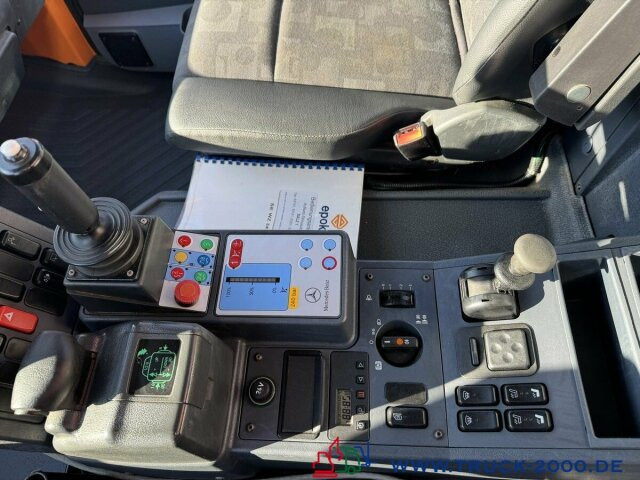 Truck Unimog U 400 4x4 Winterdienst epoke Salzstreuer 238 PS: picture 6