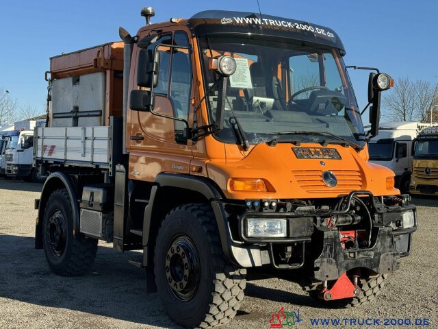 Truck Unimog U 400 4x4 Winterdienst epoke Salzstreuer 238 PS: picture 9