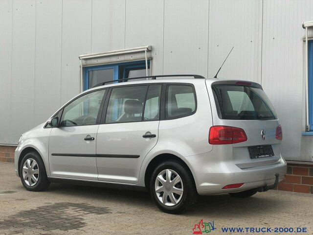 Car Volkswagen Touran 1.6 TDI BMT Trendline Styling/Sitzhzg./BC: picture 11