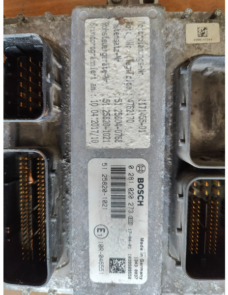 MAN D2676LF53 TGS 26.420 Euro6 - Engine and parts: picture 2 MAN D2676LF53 TGS 26.420 Euro6 - Engine and parts: picture 2