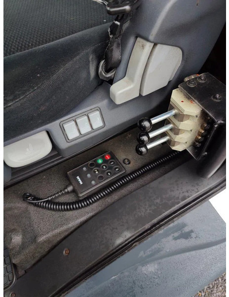 Hook lift truck MAN TGL 12.250 with NEW Containersystem / Hooklift JIMECA: picture 15 Hook lift truck MAN TGL 12.250 with NEW Containersystem / Hooklift JIMECA: picture 15