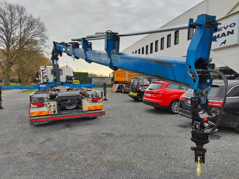 Scania P360 8x2 Tridem container Crane HIAB 244 - Hook lift truck, Crane truck: picture 4 Scania P360 8x2 Tridem container Crane HIAB 244 - Hook lift truck, Crane truck: picture 4