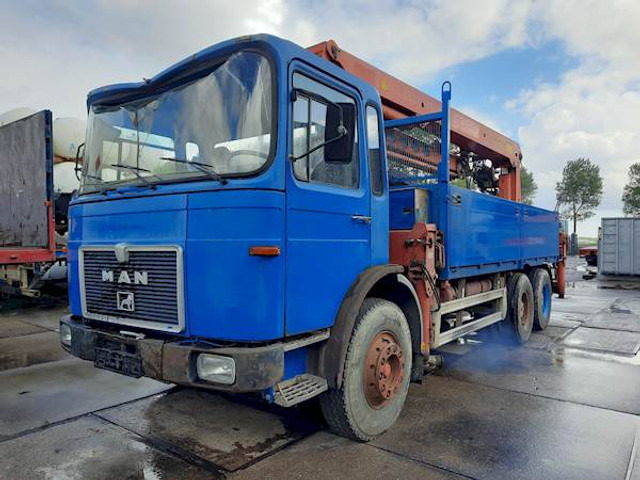 MAN 26.280 DF 6X4 PALFINGER CRANE - Dropside/ Flatbed truck: picture 1 MAN 26.280 DF 6X4 PALFINGER CRANE - Dropside/ Flatbed truck: picture 1