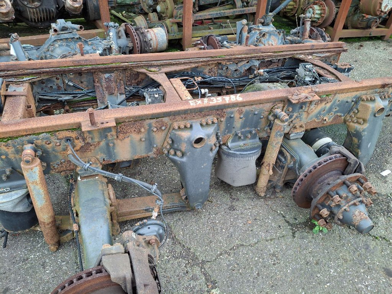 Scania R 144 LB 530 - Axle and parts: picture 4 Scania R 144 LB 530 - Axle and parts: picture 4