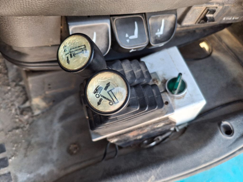 Tipper Volvo FM 260 KIPPER MANUAL GEARBOX: picture 10