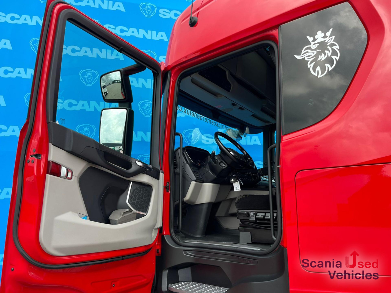 SCANIA R 450 A6x2/4NA RETARDER PTO LED NAVI - Tractor unit: picture 3 SCANIA R 450 A6x2/4NA RETARDER PTO LED NAVI - Tractor unit: picture 3