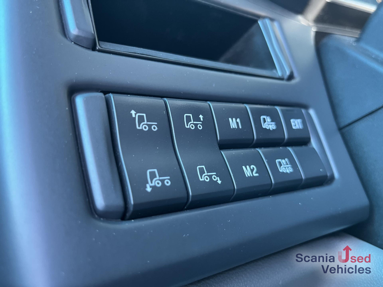 SCANIA R 500 A4x2NB RETARDER DIFF-L PARK AIRCO SMART2 - Tractor unit: picture 4 SCANIA R 500 A4x2NB RETARDER DIFF-L PARK AIRCO SMART2 - Tractor unit: picture 4