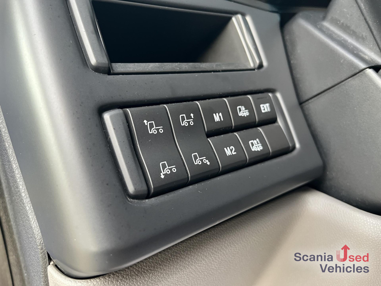 SCANIA S 500 A4x2NB RETARDER 8T FULL AIR DIFF-L P-AIRCO S - Tractor unit: picture 5 SCANIA S 500 A4x2NB RETARDER 8T FULL AIR DIFF-L P-AIRCO S - Tractor unit: picture 5