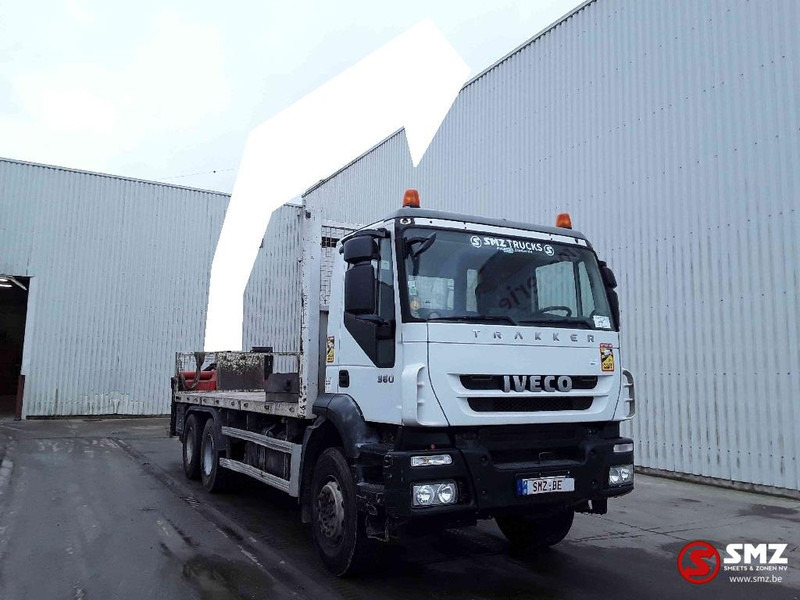 Iveco Trakker 360 6x4 manual chassis - Dropside/ Flatbed truck, Crane truck: picture 1 Iveco Trakker 360 6x4 manual chassis - Dropside/ Flatbed truck, Crane truck: picture 1