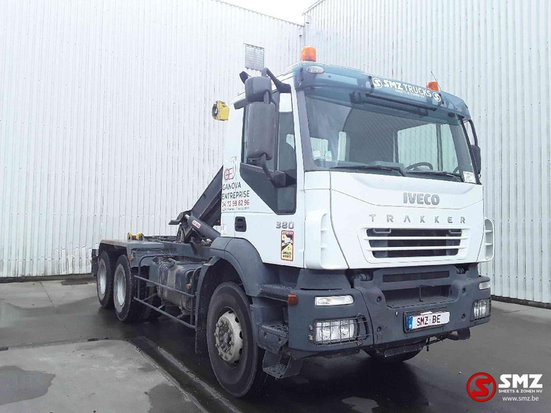 Iveco Trakker 380 - Container transporter/ Swap body truck: picture 1 Iveco Trakker 380 - Container transporter/ Swap body truck: picture 1