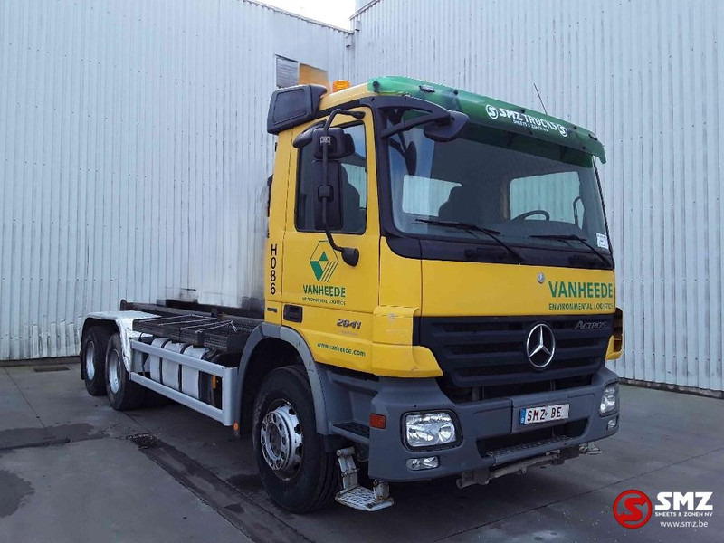 Mercedes-Benz Actros 2641 6x4 EPS lames - Cab chassis truck: picture 1 Mercedes-Benz Actros 2641 6x4 EPS lames - Cab chassis truck: picture 1