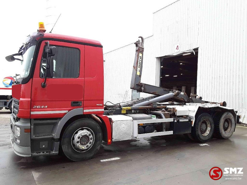 Mercedes-Benz Actros 2644 6x4 lames zps - Container transporter/ Swap body truck: picture 5 Mercedes-Benz Actros 2644 6x4 lames zps - Container transporter/ Swap body truck: picture 5