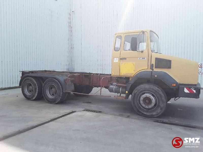 Renault C 260 no CBH francais - Cab chassis truck: picture 4 Renault C 260 no CBH francais - Cab chassis truck: picture 4