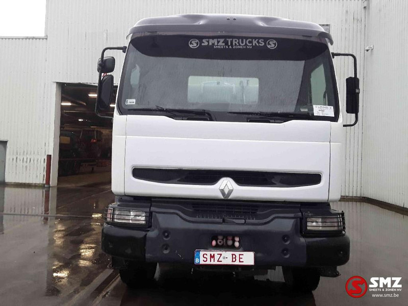 Renault Kerax 300 manual pump - Concrete mixer truck: picture 2 Renault Kerax 300 manual pump - Concrete mixer truck: picture 2