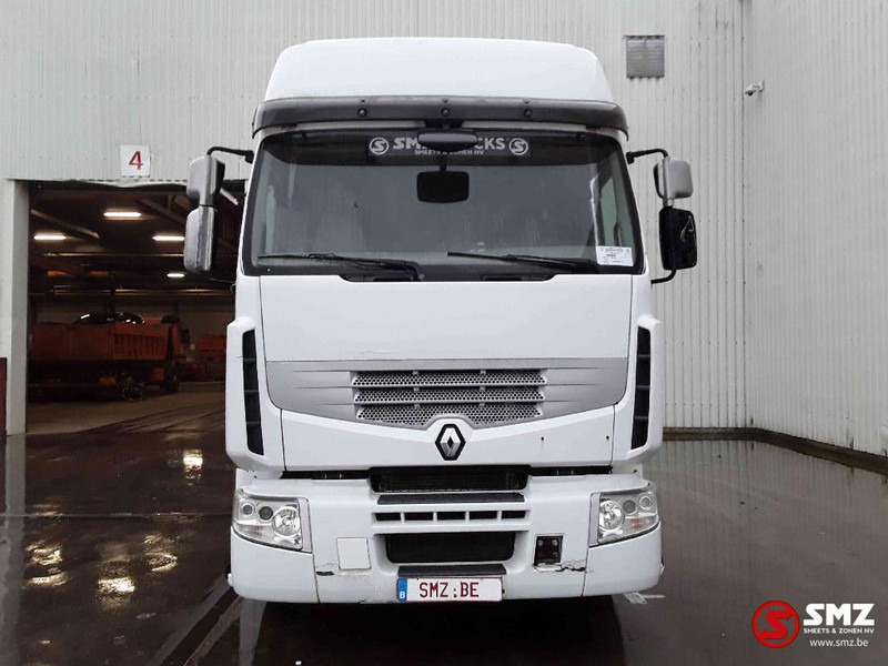 Renault Premium 450 - Tractor unit: picture 2 Renault Premium 450 - Tractor unit: picture 2