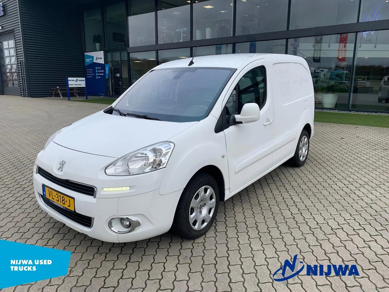 Peugeot Partner Navigatie + Airco Kasten - Small van: picture 1 Peugeot Partner Navigatie + Airco Kasten - Small van: picture 1