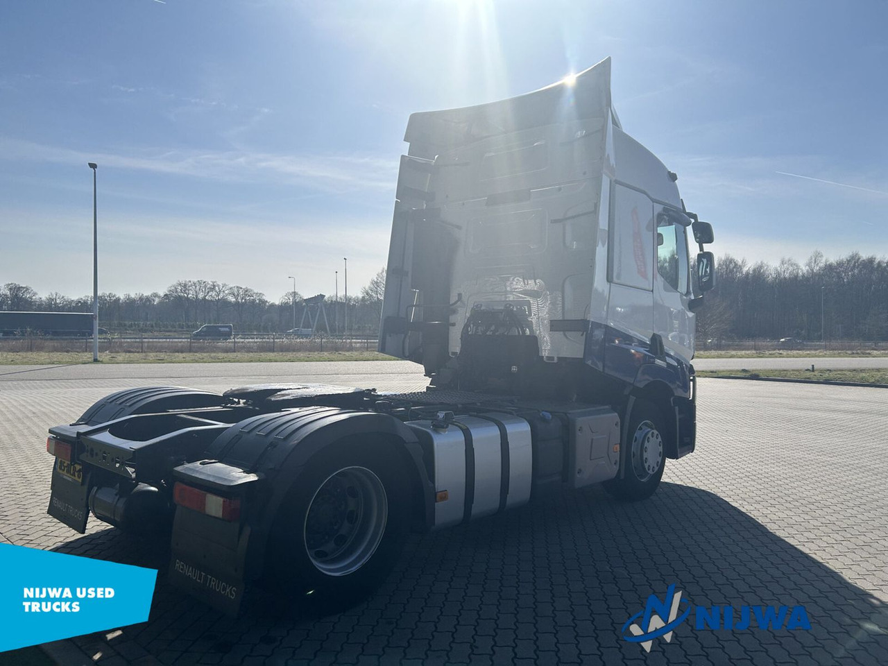Renault T 460 4x2 Standkachel + Koelkast - Tractor unit: picture 3 Renault T 460 4x2 Standkachel + Koelkast - Tractor unit: picture 3