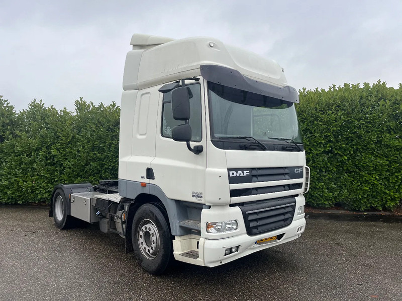 DAF CF 85 .360 Euro5 - Tractor unit: picture 1 DAF CF 85 .360 Euro5 - Tractor unit: picture 1