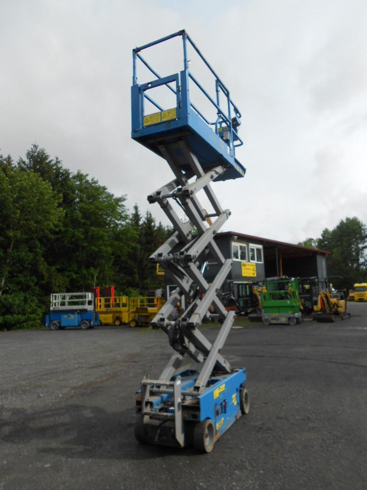 Genie GS 1932, Scherenarbeitsbühne Genie 8 m Genie GS 1932, Scherenarbeitsbühne Genie 8 m - Scissor lift: picture 5 Genie GS 1932, Scherenarbeitsbühne Genie 8 m Genie GS 1932, Scherenarbeitsbühne Genie 8 m - Scissor lift: picture 5