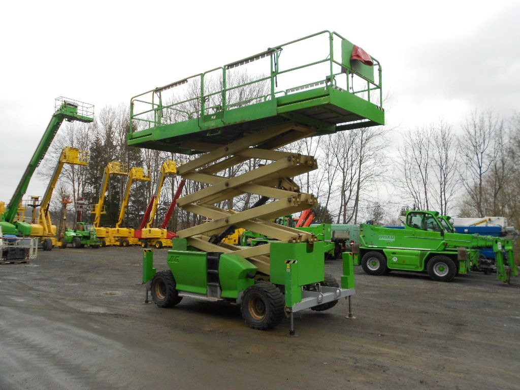 JLG 4394RT, Scherenbühne , 15 m, Allrad, Stützen - Scissor lift: picture 5 JLG 4394RT, Scherenbühne , 15 m, Allrad, Stützen - Scissor lift: picture 5