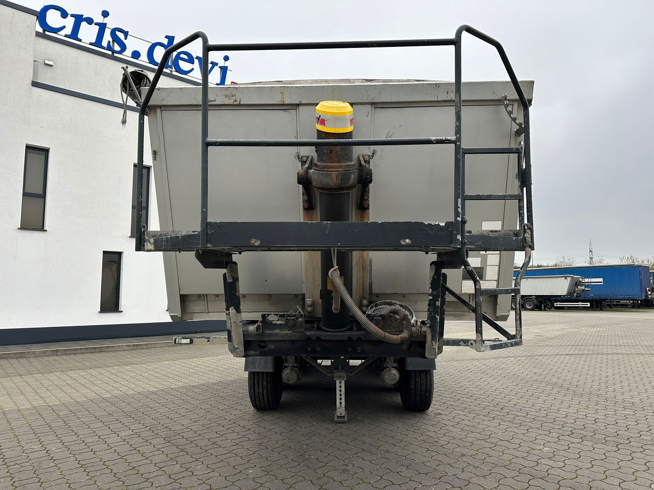 Kempf SKM 35 3 Thermo Mulde | TÜV NEU - Tipper semi-trailer: picture 3 Kempf SKM 35 3 Thermo Mulde | TÜV NEU - Tipper semi-trailer: picture 3