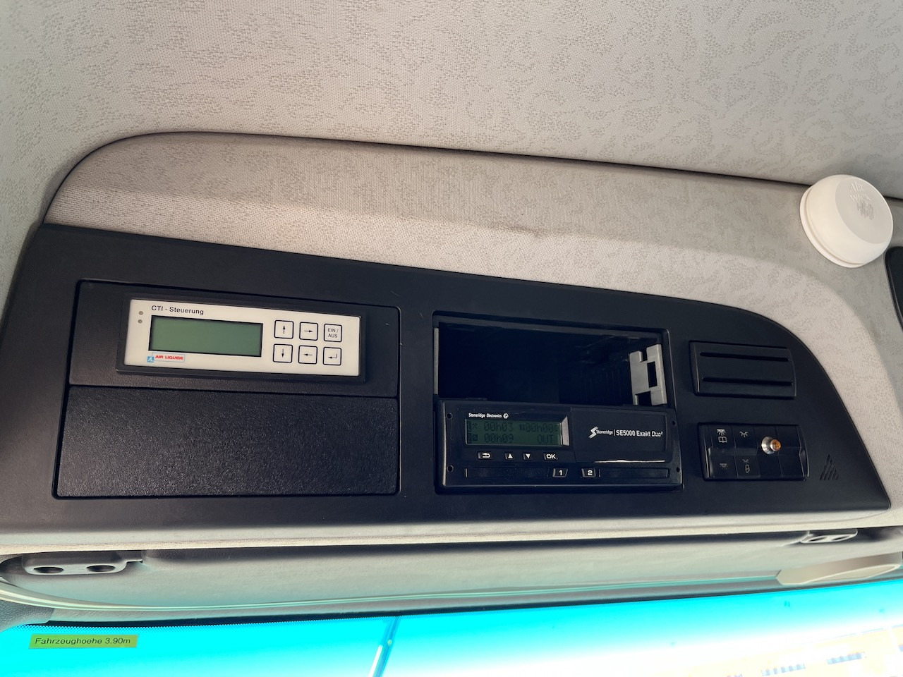 Mercedes-Benz Antos 1840 4x4 HAD LBW Kühlung Flüssigstickstoff - Box truck: picture 3 Mercedes-Benz Antos 1840 4x4 HAD LBW Kühlung Flüssigstickstoff - Box truck: picture 3