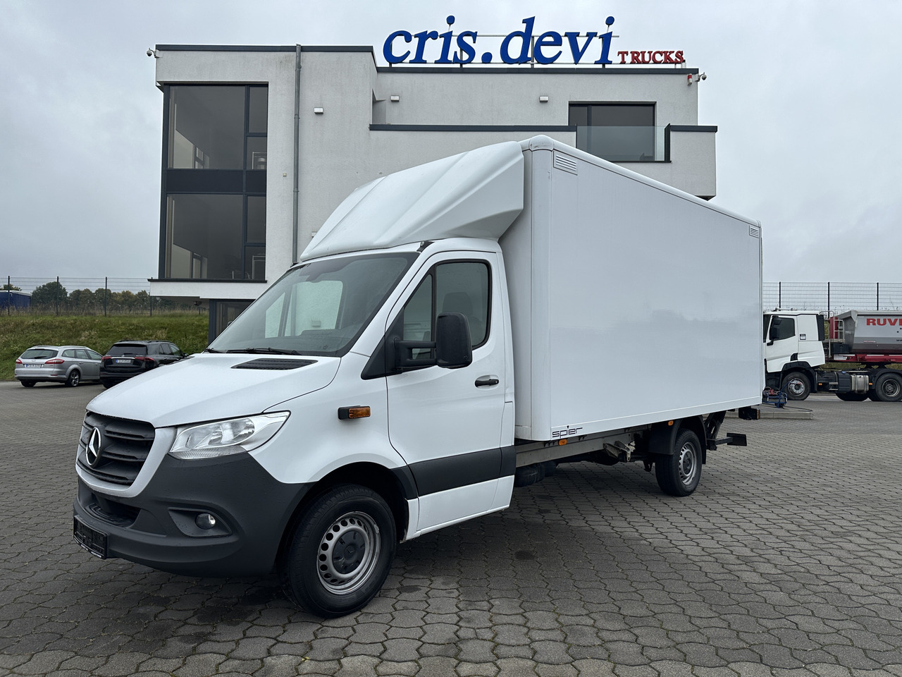 Mercedes-Benz Sprinter 319 CDI Koffer LBW RFK SH Tempomat - Closed box van: picture 1 Mercedes-Benz Sprinter 319 CDI Koffer LBW RFK SH Tempomat - Closed box van: picture 1