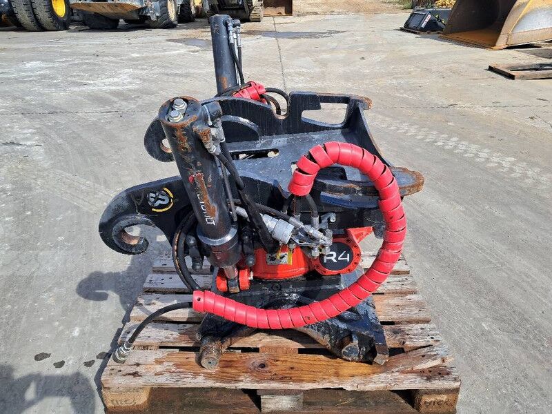 ROTOTILT R4 - Attachment for Construction machinery: picture 5 ROTOTILT R4 - Attachment for Construction machinery: picture 5