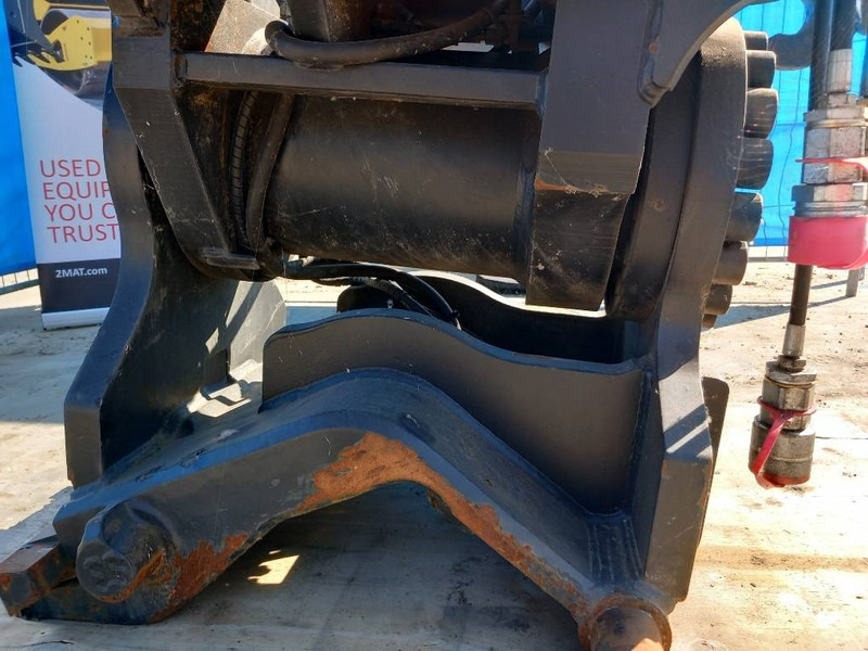 Eurosteel Powertilt 300 - Tiltrotator: picture 4 Eurosteel Powertilt 300 - Tiltrotator: picture 4