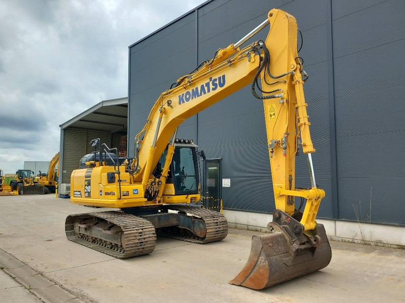 Komatsu PC210LCI-11 - Crawler excavator: picture 1 Komatsu PC210LCI-11 - Crawler excavator: picture 1