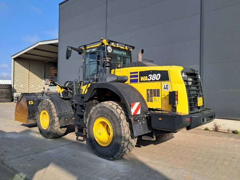 Komatsu WA380-8E0 - Wheel loader: picture 3 Komatsu WA380-8E0 - Wheel loader: picture 3