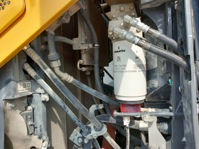 Wheel loader Komatsu WA475-10: picture 12