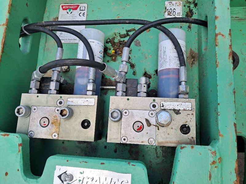 MONTABERT BRV7000 - Hydraulic hammer for Construction machinery: picture 5 MONTABERT BRV7000 - Hydraulic hammer for Construction machinery: picture 5